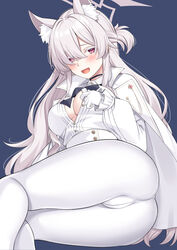  :d akira_(blue_archive) animal_ears ass black_choker blue_archive blue_background blush breasts choker female gloves halo highres large_breasts long_hair long_sleeves looking_at_viewer open_mouth purple_eyes revision simple_background smile solo super_nagoyaka thighs white_gloves white_hair 