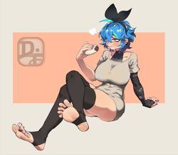  aqua_hair arm_support artist_logo black_hairband black_thighhighs blue_hair blue_nails breasts brown_eyes commentary covered_collarbone crossed_legs dif_(difman) difman dorsiflexion eating elbow_gloves english_commentary feet female fingerless_gloves full_body gloves grey_shirt grey_shorts hair_between_eyes hairband highres holding huge_breasts impossible_clothes impossible_shirt invisible_chair jewelry leaning_back legs mole mole_under_eye multicolored_hair nail_polish no_shoes original shirt short_hair shorts sitting skindentation soles solo spread_toes stirrup_legwear streaked_hair thighhighs thighs toe_ring toeless_legwear toenail_polish toenails toes two-tone_background undershirt 