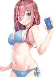  absurdres aqua_eyes bikini blue_bikini blush breasts brown_hair cellphone closed_mouth commentary_request female go-toubun_no_hanayome hair_between_eyes hair_over_eyes highres holding holding_phone long_bangs medium_breasts nakano_miku navel phone rei_(ilust9999) side-tie_bikini_bottom sideboob simple_background smartphone smile standing sweat swimsuit white_background 