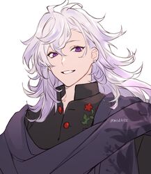  1boy alternate_costume bad_id bad_twitter_id bishounen black_shirt close-up earrings fate/grand_order fate_(series) highres jewelry long_hair male_focus merlin_(camelot_&amp;_co)_(fate) merlin_(fate) purple_eyes purple_scarf scarf shirt simple_background smile solo tofu_(bean359) twitter_username upper_body white_background white_hair 