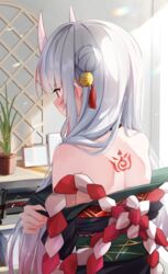  absurdres back back_focus back_tattoo bare_shoulders bell blush female from_behind grey_hair hair_bell hair_ornament highres hololive horns jingle_bell long_hair nakiri_ayame nakiri_ayame_(1st_costume) oni oudon_(udonnaiyo) red_eyes red_hair rope shimenawa skin-covered_horns solo tattoo virtual_youtuber 