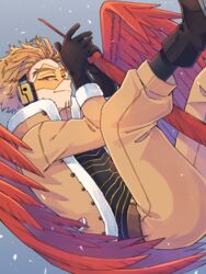  1boy belt black_footwear black_gloves black_shirt black_socks blonde_hair boku_no_hero_academia boots brown_belt brown_jacket brown_pants buttons closed_mouth commentary_request facial_hair facial_mark feathered_wings feathers fur-trimmed_gloves fur-trimmed_jacket fur_trim gloves goggles grey_background half-closed_eyes hawks_(boku_no_hero_academia) headphones high_collar holding holding_feather jacket light_smile looking_at_viewer looking_to_the_side male_focus miso_(mimimiso) pants pocket red_feathers red_wings shirt short_hair socks solo stubble tinted_eyewear wings yellow-tinted_eyewear yellow_eyes 