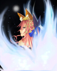  animal_ears bare_shoulders commentary_request fate/extra fate/grand_order fate_(series) female fox_ears fox_tail full_moon hair_ribbon japanese_clothes lips looking_at_viewer looking_back moon multiple_tails official_alternate_costume open_mouth pink_hair pyuu_(the_last_assassins) ribbon solo tail tamamo_(fate) tamamo_no_mae_(fate/extra) tamamo_no_mae_(third_ascension)_(fate) yellow_eyes 