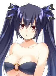  &gt;:( bandeau bare_arms bare_shoulders bikini black_hair blue_ribbon breasts cleavage collarbone commentary_request doria_(p_f_dolia) female frown hair_between_eyes hair_ribbon large_breasts looking_at_viewer neptune_(series) noire_(neptunia) o-ring o-ring_top red_eyes ribbon sidelocks simple_background solo strapless strapless_bikini swimsuit twintails upper_body v-shaped_eyebrows white_background 