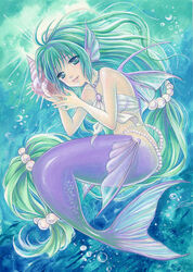  acrylic_paint_(medium) bad_id bad_pixiv_id bandeau conch female fins gem green_eyes green_hair hair_tie head_tilt long_hair marker_(medium) mermaid millipen_(medium) monster_girl original painting_(medium) pearl_(gemstone) scales seashell shell shell_to_ear smile solo toyoda_izumi traditional_media underwater very_long_hair 