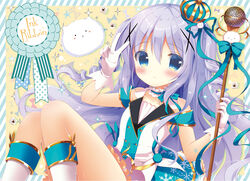  aono_ribbon arm_up bare_shoulders blue_eyes blue_hair blue_ribbon blush closed_mouth collarbone commentary_request crown daydream_show diagonal_stripes female gloves gochuumon_wa_usagi_desu_ka? hair_between_eyes hair_ornament hair_ribbon holding kafuu_chino kneehighs knees_up long_hair looking_at_viewer microphone mini_crown photoshop_(medium) ribbon sitting smile socks striped striped_background tilted_headwear tippy_(gochiusa) treble_clef v very_long_hair vest white_gloves white_legwear white_vest x_hair_ornament 