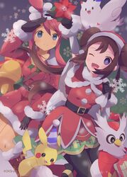  2girls 343rone ;d absurdres arm_up belt black_thighhighs blush boots brown_hair christmas closed_mouth commentary_request delibird double_bun dress eyelashes flower fur-trimmed_dress fur_trim hair_bun hair_ornament hand_up highres multiple_girls official_alternate_costume one_eye_closed one_side_up open_mouth pikachu pokemon pokemon_(creature) pokemon_masters_ex red_dress red_flower red_footwear rosa_(holiday_2019)_(pokemon) rosa_(pokemon) salute short_hair_with_long_locks sidelocks skyla_(holiday_2020)_(pokemon) skyla_(pokemon) smile split_mouth thighhighs togekiss tongue twintails twitter_username 