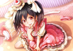  black_hair cake dararito dress food jpeg_artifacts lolita_fashion love_live!_school_idol_project red_eyes twintails yazawa_nico 