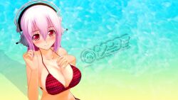  3d bad_id bad_pixiv_id bikini bikini_top_only breasts female headphones highres huge_breasts nitroplus photoshop_(medium) pink_eyes pink_hair raaf-area88 red_bikini smile solo super_sonico swimsuit 