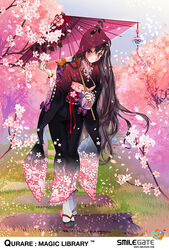  black_hair cherry_blossoms commentary_request copyright_name ezu_(leejiyu) female grass hair_ornament holding japanese_clothes kimono korean_commentary long_hair looking_at_viewer oil-paper_umbrella outdoors petals photoshop_(medium) pink_eyes qurare_magic_library smile solo torii umbrella 