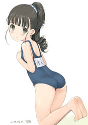  ass bad_id bad_twitter_id barefoot black_eyes black_hair blue_one-piece_swimsuit blunt_bangs blush dated drill_hair dutch_angle female flat_chest from_side fukuyama_mai hands_on_own_chest high_ponytail idolmaster idolmaster_cinderella_girls inactive_account jpeg_artifacts kiya_shii kneeling long_hair looking_at_viewer looking_back name_tag one-piece_swimsuit polka_dot polka_dot_scrunchie ponytail school_swimsuit scrunchie signature simple_background smile soles solo swimsuit white_background 