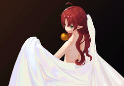  ahoge apple arknights back bare_shoulders bed_sheet black_background brown_background commentary earrings female food fruit golden_apple green_eyes highres jewelry long_hair mouth_hold myrtle_(arknights) naked_sheet nude pointy_ears red_hair solo timitarcat two-tone_background 