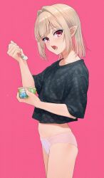  absurdres blonde_hair commentary eating female food haagen-dazs hair_intakes heart heart_print highres holding holding_spoon ice_cream looking_at_viewer makaino_ririmu multicolored_hair nijisanji no_pants open_mouth panties pink_background pointy_ears red_eyes sabamen short_hair simple_background single_hair_intake solo spoon streaked_hair underwear virtual_youtuber 