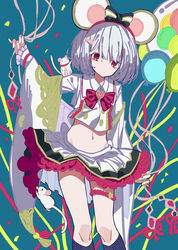  animal animal_ears animal_on_shoulder bad_id bad_pixiv_id balloon black_bow black_socks blue_background bow brooch closed_mouth collared_shirt commentary_request confetti female granblue_fantasy grey_hair hair_ornament hairbow hairclip heart heart_brooch highres jewelry kneehighs long_sleeves looking_at_viewer midriff mouse_(animal) mouse_ears mouse_on_shoulder navel pleated_skirt red_bow red_eyes shirt skirt sleeves_past_wrists socks solo streamers striped striped_bow toake_mikage vikala_(granblue_fantasy) white_shirt white_skirt wide_sleeves 