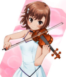  ahoge bare_shoulders blush bob_cut bow_(music) breasts brown_eyes brown_hair choker closed_mouth collarbone commentary dress female floating_hair flower hair_flower hair_ornament hairclip head_tilt highres holding holding_instrument holding_violin instrument looking_at_viewer loose_hair_strand misaka_mikoto music pink_background playing_instrument purple_choker short_hair sleeveless sleeveless_dress small_breasts smile solo toaru_kagaku_no_railgun toaru_majutsu_no_index upper_body violin white_background white_dress white_flower yonabe 