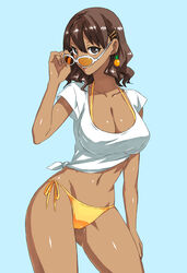  bikini breasts brown_eyes brown_hair cleavage commentary_request dark-skinned_female dark_skin earrings female food food-themed_earrings fruit highres jewelry kamezaemon kasshoku_kyonyuu_megane-san_(kamezaemon) large_breasts lips navel original parted_lips photoshop_(medium) pineapple pineapple_earrings shiny_skin shirt short_hair side-tie_bikini_bottom simple_background solo sunglasses swimsuit t-shirt taut_clothes taut_shirt thighs tied_shirt yellow_bikini 