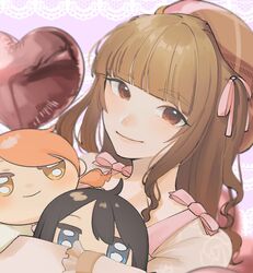  alternate_hairstyle balloon beret bishi_a_(b_a1210) blunt_bangs brown_hair character_doll female hat heart_balloon highres hojo_karen hugging_doll hugging_object idolmaster idolmaster_cinderella_girls kamiya_nao looking_at_viewer patterned_background shibuya_rin smile thick_eyebrows upper_body wavy_hair 