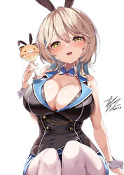  absurdres animal_ears bare_shoulders black_vest blonde_hair blue_bow blue_bowtie blue_hair blue_skirt blush bow bowtie breasts bunny_garden buttons cleavage collared_vest cosplay cup dated double-breasted fake_animal_ears female gonzalez_(machita_chima) hair_between_eyes highres holding holding_cup large_breasts looking_at_viewer machita_chima medium_hair miniskirt miuka_(bunny_garden) miuka_(bunny_garden)_(cosplay) nijisanji nontraditional_playboy_bunny open_mouth pantyhose plunging_neckline rabbit_ears signature simple_background sitting skirt smile solo ta1sh1 vest virtual_youtuber white_background white_pantyhose wolf_cut wrist_cuffs yellow_eyes 