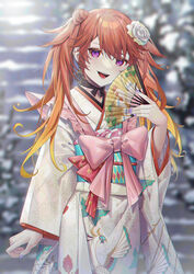  :d black_choker blonde_hair blurry blurry_background bow choker commentary earrings female flower gradient_hair hair_flower hair_ornament hand_fan highres holding holding_fan hololive hololive_english japanese_clothes jewelry kimono looking_at_viewer multicolored_hair nail_polish obi orange_hair pink_bow print_kimono purple_eyes purple_nails sash smile solo takanashi_kiara takanashi_kiara_(new_year) twintails virtual_youtuber wenz white_flower white_kimono 