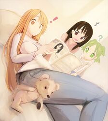  ! 3girls ? ayase_asagi ayase_ena azumanga_daiou bad_id bad_pixiv_id blush brown_eyes brown_hair creator_connection crossover duralumin eighth_note green_hair jajala kasuga_ayumu koiwai_yotsuba long_hair magazine_(object) multiple_girls musical_note quad_tails yotsubato! 