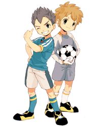  2boys ball brown_hair commentary full_body gloves grin ieiieiiei inazuma_eleven inazuma_eleven_(series) inazuma_japan male_focus multiple_boys one_eye_closed simple_background smile soccer_ball soccer_uniform sportswear standing symbol-only_commentary tachimukai_yuuki telstar utsunomiya_toramaru white_background 