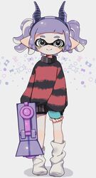  black_shorts blunt_bangs candy_print dolphin_shorts eye_glitter fake_horns female full_body grey_background grey_eyes holding holding_weapon horns inkling inkling_girl inkling_player_character long_sleeves loose_socks maco_spl pointy_ears protected_link purple_hair red_sweater shadow short_hair short_shorts short_twintails shorts socks solo splatoon_(series) splatoon_2 splattershot_jr_(splatoon) striped_clothes striped_sweater sweater tentacle_hair twintails weapon white_socks 