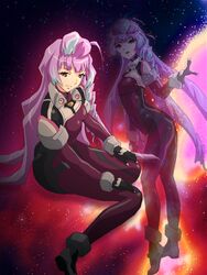  breasts commentary_request cosplay female hal-py macross macross_delta md5_mismatch medium_breasts mikumo_guynemer mirage_farina_jenius mirage_farina_jenius_(cosplay) multicolored_hair pilot_suit pose purple_hair red_eyes skin_tight two-tone_hair 