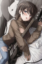  2gong_(9ujin_) absurdres bed_sheet blue_eyes blue_pants blush breasts brown_hair brown_sweater cable cleavage cleavage_cutout clothing_cutout commentary_request denim dutch_angle ear_piercing earbuds earbuds_charging_case earphones earrings electric_guitar eyelashes feet_out_of_frame female fender_telecaster guitar guitar_case highres holding holding_plectrum hoop_earrings instrument instrument_case jeans jewelry large_breasts long_eyelashes looking_at_viewer lying mole mole_under_eye multiple_moles multiple_piercings on_bed on_side open_mouth original pants piercing pillow plectrum short_hair sidelocks sleeves_past_wrists solo sweater swept_bangs teeth thighs torn torn_clothes torn_jeans torn_pants turtleneck turtleneck_sweater upper_teeth_only wireless_earphones 