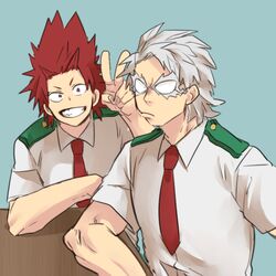  2boys bad_id bad_pixiv_id blue_background boku_no_hero_academia grey_hair grin kirishima_eijirou male_focus multiple_boys necktie red_eyes red_hair school_uniform short_sleeves sitting smile spiked_hair tetsutetsu_tetsutetsu u.a._school_uniform v yagiushi_(sinnpatilove) 