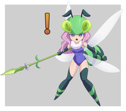  ! antennae arthropod_girl bee_girl blue_eyes blue_one-piece_swimsuit breasts clam_curry covered_navel elbow_gloves female full_body fur_collar gloves green_eyes green_gloves green_thighhighs grey_background highres insect_wings long_hair looking_at_viewer monster_girl one-piece_swimsuit open_mouth pink_hair polearm simple_background small_breasts solo spear swimsuit thighhighs thighs visions_of_mana weapon wings 