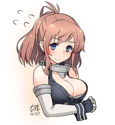  blue_eyes breasts brown_hair cleavage commentary_request cosplay dated elbow_gloves female fingerless_gloves flying_sweatdrops front-tie_top gloves iowa_(kancolle) iowa_(kancolle)_(cosplay) kantai_collection large_breasts looking_at_viewer ponytail saratoga_(kancolle) short_hair side_ponytail signature simple_background solo tun upper_body white_background 