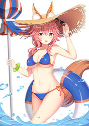  animal_ear_fluff animal_ears bikini blue_bikini breasts commentary ears_through_headwear fate/grand_order fate_(series) female fox_ears fox_tail hat highres holding holding_umbrella innertube large_breasts long_hair looking_at_viewer md5_mismatch muq navel parasol photoshop_(medium) pink_hair resolution_mismatch side-tie_bikini_bottom sky solo source_mismatch source_smaller sun_hat sunglasses swim_ring swimsuit tail tamamo_(fate) tamamo_no_mae_(swimsuit_lancer)_(fate) umbrella wading yellow_eyes 