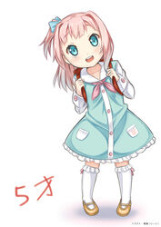  absurdres backpack bag blue_eyes commentary dress female highres kneehighs lolicon mary_janes original photoshop_(medium) pink_hair randoseru shitou_(1992116210) shoes short_hair side_ponytail smile socks solo 