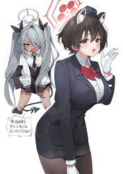  2girls absurdres alternate_costume animal_ear_fluff animal_ears black_bow black_eyes black_jacket black_necktie black_skirt blazer blue_archive blush bow bowtie brown_hair commentary_request cowboy_shot dark-skinned_female dark_skin demon_girl demon_tail exhausted extra_ears gloves grey_hair hair_over_one_eye hairbow halo highres iori_(blue_archive) jacket lapels long_sleeves looking_at_viewer multiple_girls necktie open_mouth pantyhose pleated_skirt raccoon_ears red_bow red_bowtie red_eyes red_halo shirt short_hair simple_background skirt smile speech_bubble tail tour_guide translation_request tsubaki_(blue_archive) tsubaki_(guide)_(blue_archive) twintails very_short_hair white_background white_gloves white_shirt yanyo_(ogino_atsuki) 