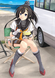  akizuki_(kancolle) beach black_hair blue_eyes blush boots chair chopsticks commentary_request day director&#039;s_chair eating female folding_chair full_body grey_footwear hachimaki hair_ornament headband highres kantai_collection looking_at_viewer map_(blue_catty) miniskirt motor_vehicle neckerchief ocean ponytail school_uniform serafuku short_hair sitting skirt solo thigh_strap van 