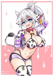  absurdres animal_ears animal_print bebatch bell bikini bikini_top_only blue_eyes breasts collar cow_ears cow_girl cow_horns cow_print cow_print_bikini cowbell cowboy_shot ear_tag elbow_gloves female fingerless_gloves gloves highres horns large_breasts looking_at_viewer melody_(projektmelody) neck_bell ponytail print_bikini shorts smile solo swimsuit thighhighs virtual_youtuber vshojo white_hair white_shorts 