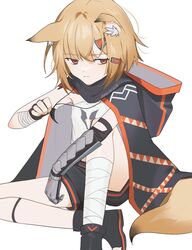  animal_ear_fluff animal_ears arknights bandaged_arm bandaged_leg bandages black_footwear black_shorts blonde_hair boots cloak closed_mouth female frown gauntlets highres hood hood_down hooded_cloak inu_to_milk jewelry knee_up looking_at_viewer orange_eyes pendant shirt short_hair short_shorts shorts simple_background single_gauntlet sitting solo strapless strapless_shirt twitter_username vermeil_(arknights) white_background white_shirt 