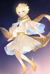  1boy blonde_hair blue_eyes closed_mouth commentary fate/requiem fate_(series) feet_out_of_frame fingernails floating highres looking_at_viewer male_focus protected_link scarf short_hair smile solo starry_background tunic voyager_(fate) voyager_(first_ascension)_(fate) yellow_scarf yunkru 