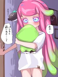  1other blue_eyes blush check_translation clownfish covered_mouth door doorway female fish gradient_hair green_hair harmony&#039;s_clownfish_(splatoon) harmony_(splatoon) highres hug hugging_object indoors long_hair multicolored_hair no_pants pink_hair shirt short_sleeves splatoon_(series) splatoon_3 stuffed_toy t-shirt tama_nya tentacle_hair thighs translation_request two-tone_hair white_shirt 