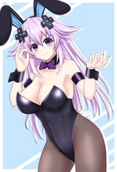  adult_neptune alternate_costume animal_ears bare_shoulders black_leotard blush bow bowtie breasts cleavage commentary_request d-pad d-pad_hair_ornament detached_collar female hair_between_eyes hair_ornament hands_up highres leotard long_hair looking_at_viewer medium_breasts neptune_(series) pantyhose playboy_bunny purple_bow purple_bowtie purple_eyes purple_hair rabbit_ears rabbit_tail seshiro_(which501) shin_jigen_game_neptune_vii smile solo tail very_long_hair wrist_cuffs 