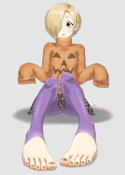  absurdres bad_id bad_pixiv_id barefoot blonde_hair blush earrings feet female foot_focus full_body grey_background hair_over_one_eye highres idolmaster idolmaster_cinderella_girls jack-o&#039;-lantern jack-o&#039;-lantern_print jewelry leggings looking_at_viewer nail_polish open_mouth orange_nails print_sweater purple_eyes purple_leggings ribbed_sweater shirasaka_koume short_hair sitting skirt sleeves_past_wrists solo souji_kurokawa sweater toeless_legwear toenail_polish toenails toes turtleneck 