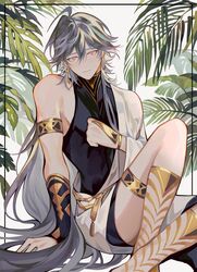  0nashiro 1boy ahoge alternate_costume aqua_hair bare_shoulders bishounen black_shirt black_shorts blush closed_mouth cross cross_earrings earrings grey_hair hair_between_eyes highres honkai_(series) honkai_impact_3rd jacket jewelry leaf long_hair looking_at_viewer male_focus multicolored_hair red_eyes shirt shorts sleeveless sleeveless_shirt solo su_(honkai_impact) thigh_strap white_background white_jacket 