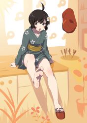  :o absurdres ahoge angry araragi_tsukihi arms_at_sides awl bare_legs barefoot black_eyes black_hair blush commentary_request counter egg_hair_ornament feet female flower food-themed_hair_ornament full_body greek_toe hair_ornament highres japanese_clothes kimono kyoudyu long_sleeves monogatari_(series) nisemonogatari okobo on_counter open_mouth orange_background photoshop_(medium) plant potted_plant sandals sash shoe_loss shoe_soles shoes short_hair single_shoe sitting soles solo toes v-shaped_eyebrows 