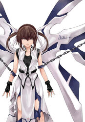  chains commentary_request female fingerless_gloves gloves highres kurokoeda lyrical_nanoha mahou_shoujo_lyrical_nanoha solo takamachi_nanoha torn_clothes wings 