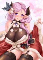  bare_shoulders bell blue_eyes blush breasts brooch brown_thighhighs christmas commentary_request cosplay detached_sleeves draph female fur_trim granblue_fantasy hair_bell hair_ornament hair_over_shoulder holly holly_hair_ornament horns huge_breasts jewelry laruna_(granblue_fantasy) leotard long_hair mature_female narmaya_(granblue_fantasy) narmaya_(granblue_fantasy)_(cosplay) pink_hair pointy_ears pom_pom_(clothes) santa_costume see-through see-through_leotard sitting sleeves_past_wrists smile snowman_hair_ornament solo suzuki_sakura thick_thighs thighhighs thighs very_long_hair wide_sleeves zettai_ryouiki 