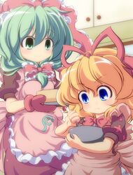  2girls apron baking blonde_hair blue_eyes bow bowl commentary_request cooking front_ponytail green_eyes green_hair hair_ribbon hairbow kagiyama_hina medicine_melancholy multiple_girls nullpooo ribbon smile touhou 