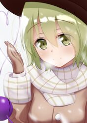  absurdres breasts brown_gloves closed_mouth coat eyes_visible_through_hair female gloves green_eyes green_hair hair_between_eyes hand_up hat highres komeiji_koishi looking_at_viewer mantou_xiang medium_breasts short_hair simple_background smile solo third_eye touhou upper_body white_background 