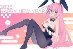  2023 @_@ bandaged_arm bandages bare_shoulders black_bow black_bowtie black_leotard black_pantyhose blue_eyes bocchi_the_rock! bow bowtie breasts chinese_zodiac cleavage commentary covered_navel cube_hair_ornament egasumi embarrassed female gotoh_hitori hair_ornament happy_new_year highres leotard long_hair looking_at_viewer medium_breasts new_year no_shoes one_side_up open_mouth pantyhose pink_hair playboy_bunny solo strapless strapless_leotard sweatdrop symbol-only_commentary traditional_bowtie uehara_(dormmmmir_) wavy_mouth wing_collar wrist_cuffs year_of_the_rabbit 