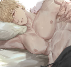  1boy abs absurdres animal bara bed blonde_hair brown_eyes highres large_pectorals looking_at_viewer lying male_focus muscular muscular_male navel nipples nu_carnival on_bed on_side pectorals pillow quincy_(nu_carnival) short_hair topless_male topper_(nu_carnival) twitter_username xia_qing 