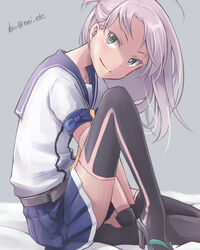  belt between_legs black_gloves blue_bow blue_skirt blush bow closed_mouth commentary_request female from_side gloves green_eyes grey_background hand_between_legs kantai_collection kinugasa_(kancolle) kinugasa_kai_ni_(kancolle) knee_up leaning_forward long_hair looking_at_viewer looking_to_the_side meganei pink_hair pleated_skirt ribbon sandals school_uniform serafuku shirt short_sleeves simple_background sitting skirt smile solo thighhighs twitter_username white_shirt zettai_ryouiki 